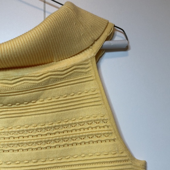 WHBM Yellow Off Shoulders Knit Tank M - Picture 5 of 6